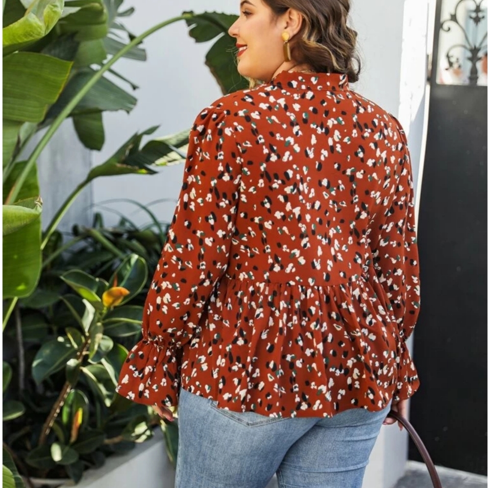 SheIn Ruffle Blouse - Picture 2 of 3